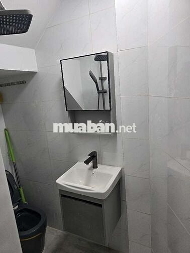 nhà 1/ đường huỳnh tấn phát quận 7
