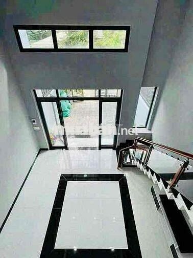 nhà ngõ hẻm 95m2 3 phòng ngủ đường Nguyễn Văn tiên,Tân phong, đồng nai