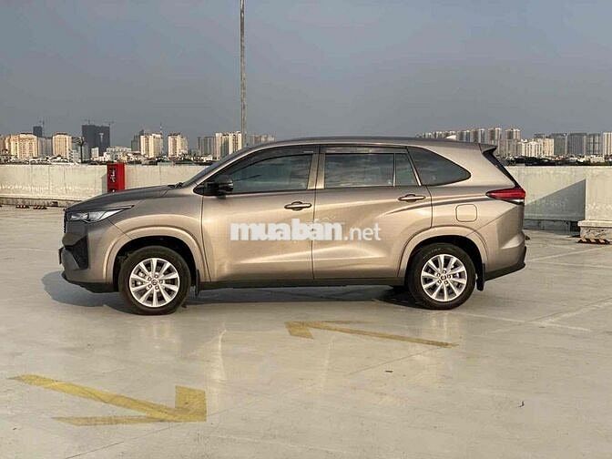 Toyota Innova Cross 2024 2.0V 55.000km Đồng