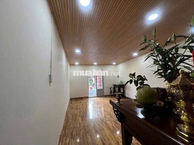 NHÀ NGUYÊN CĂN ĐƯỜNG TRẦN HƯNG ĐẠO , QUẬN 1