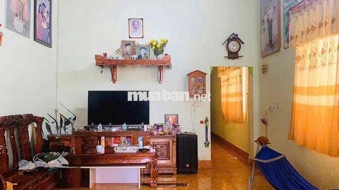 Bán Gấp căn nhà Kp9 Phường Tân Phong Góc 2 Mặt Tiền Kinh Doanh Nhỏ Đượ