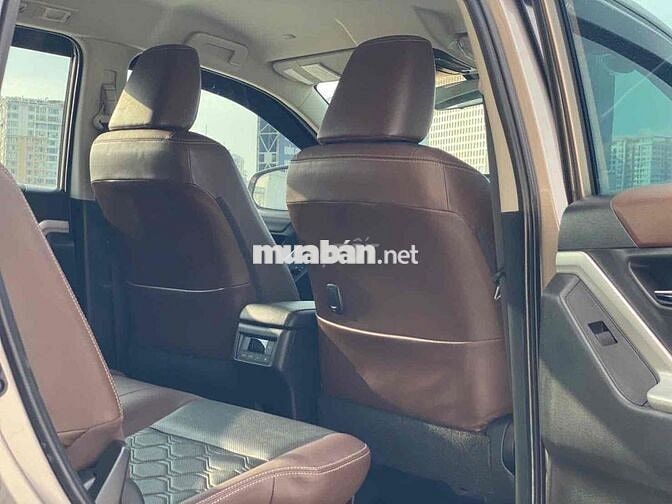 Toyota Innova Cross 2024 2.0V 55.000km Đồng
