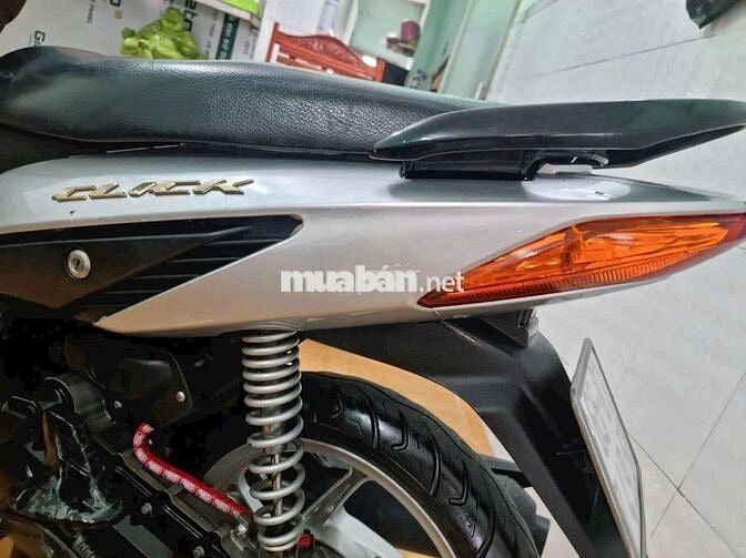 Honda Click Bạc Zin