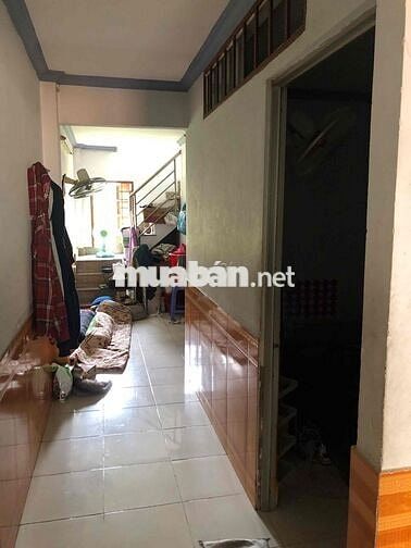 Chính chủ cho thuê nhà nguyên căn ngang 4m dài 17m 1 trệt 1 gác 3 ngủ