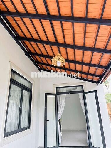 BÁN BIỆT THỰ SÂN VƯON 4PN 3WC MỚI ĐẸP CÓ 309M2 GẦN CẦU PHÚ CƯỜNG