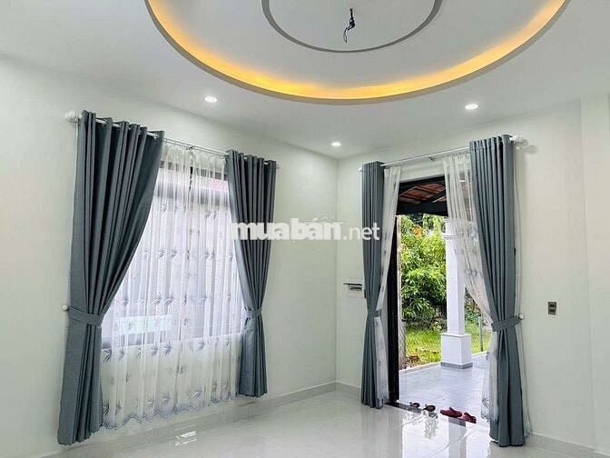 BÁN BIỆT THỰ SÂN VƯON 4PN 3WC MỚI ĐẸP CÓ 309M2 GẦN CẦU PHÚ CƯỜNG