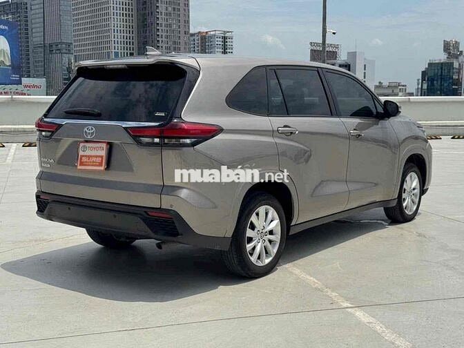 Toyota Innova Cross V 55.000 km Nâu