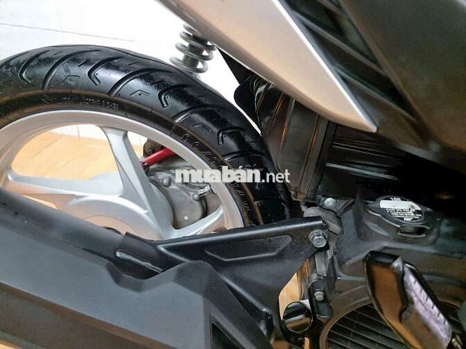 Honda Click Bạc Zin
