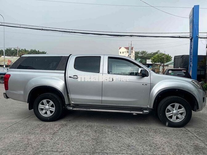 Isuzu D-Max màu Bạc 4x2