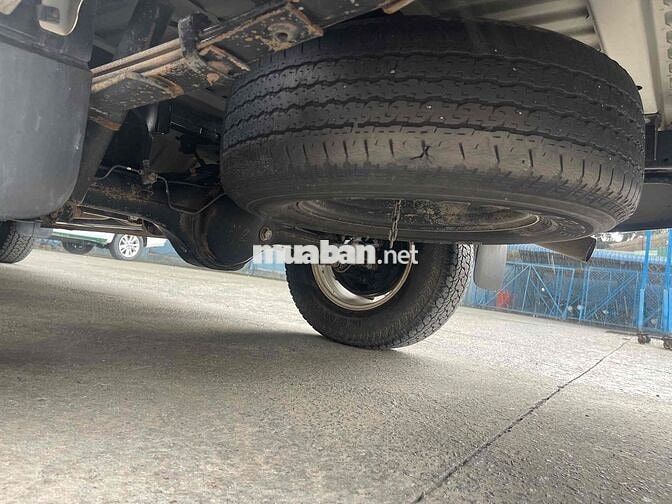 Isuzu D-Max màu Bạc 4x2
