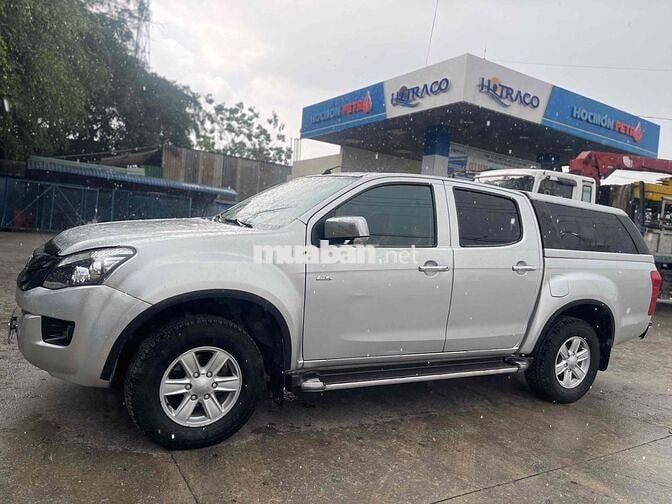 Isuzu D-Max màu Bạc 4x2