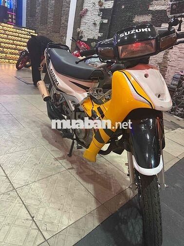 Suzuki Satria Vàng, Trắng, Đen