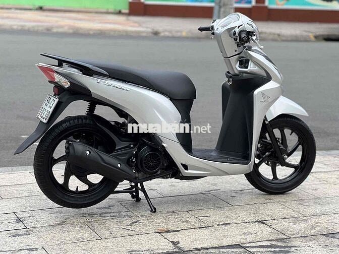 Honda Vision 2020 Smartkey Bạc