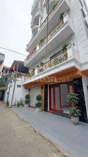 🏡 BÁN NHÀ PHÂN LÔ – LÔ GÓC – 7 TẦNG THANG MÁY – Ô TÔ VÀO NHÀ – HÀ NỘI