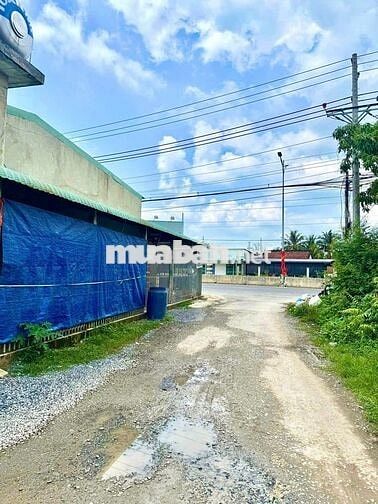 Bán lô đất ngay kp Gia Lâm, Trảng Bàng. DT 64m2 giá 650 triệu. SHR