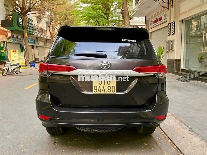 Toyota Fortuner hàng nhập bản G máy dầu SX 2019