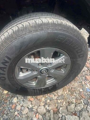 Mazda BT-50 2017 xe 2 cầu rin 100%