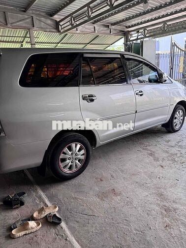 Toyota Innova 2009 Bạc