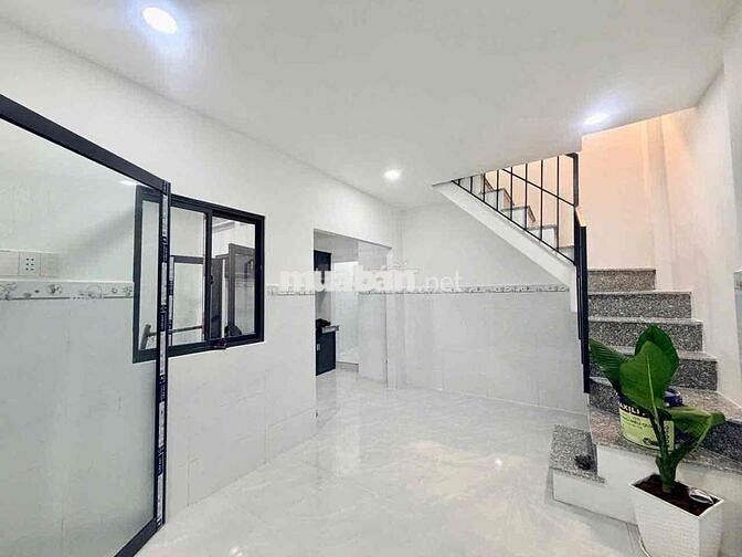 nhà phố 32m2 ,2 phòng ngủ, đường Nguyễn Văn trị, quang vinh,biên hoà
