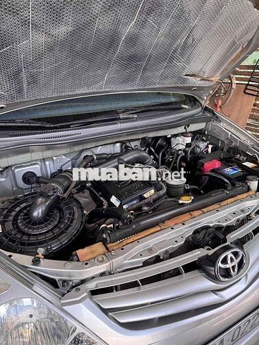 Toyota Innova 2009 Bạc