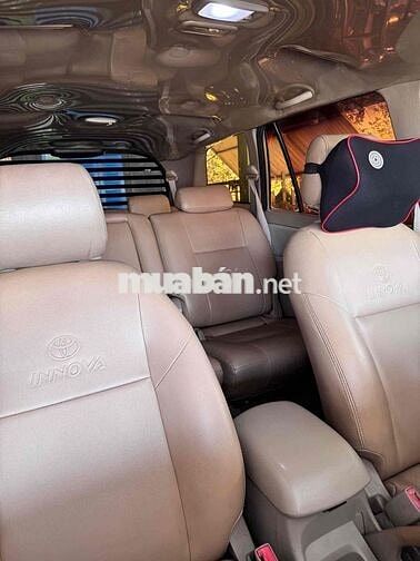 Toyota Innova 2009 Bạc