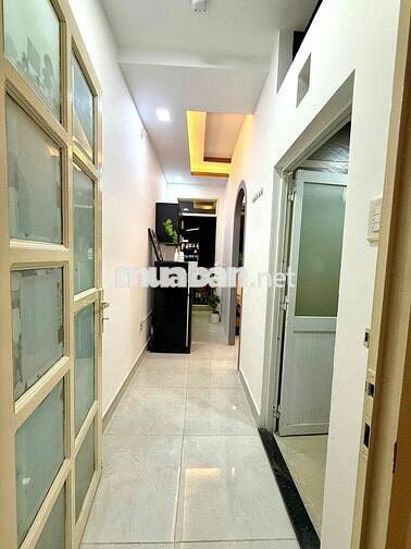 STUDIO CÓ KÍNH FULL NỘI THẤT - CÓ BANCOL