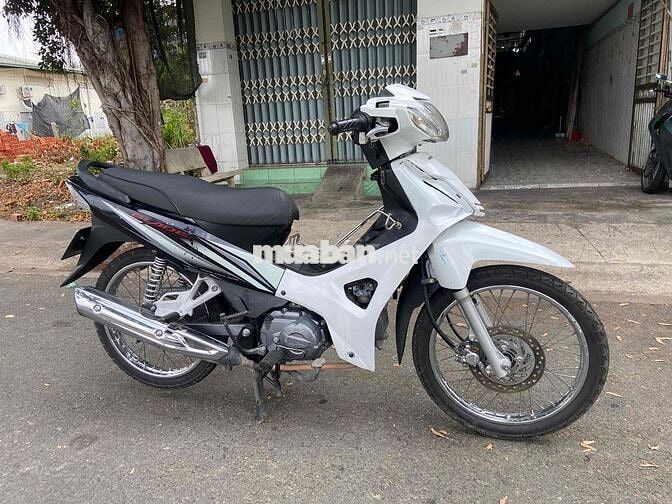 Honda Wave Blade 2018 Trắng
