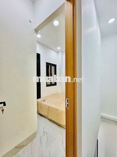 SIÊU PHẪM Q4- HẺM 4m- 18m2 - 2 TẦNG- CHỈ 2.5 TỶ