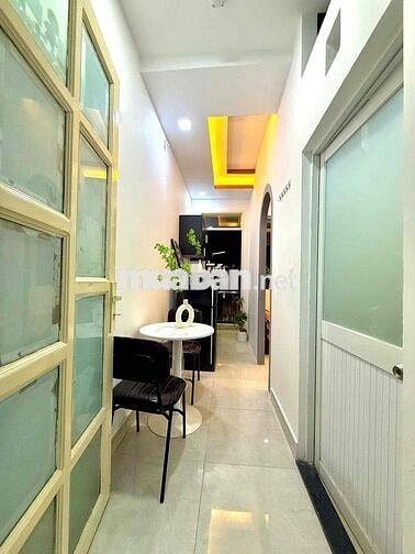 STUDIO CÓ KÍNH FULL NỘI THẤT - CÓ BANCOL