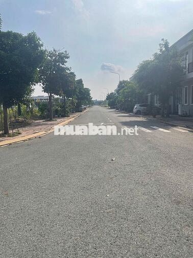 LÔ GÓC 505M2 MẶT TIỀN NHỰA 32M NGAY CHỢ SHR THỔ CƯ GIÁ CHỈ 200 TRIỆU