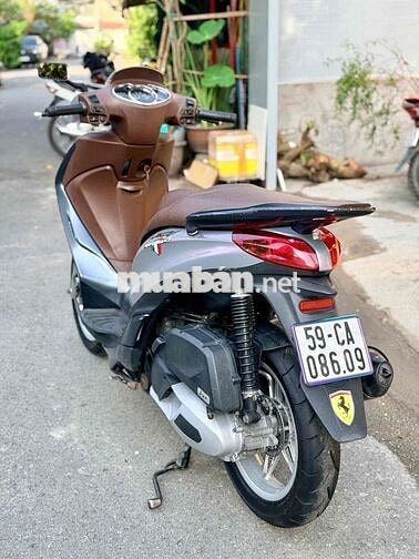 Piaggio Medley 125 2017 Tím 40.000 km