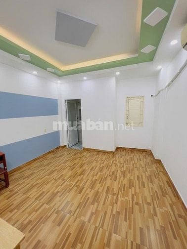 Cho thuê nhà mới đẹp 4 x16 đúc 3 lầu hẻm xe hơi 1/ phạm văn chiêu p16 