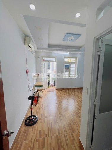 Cho thuê nhà mới đẹp 4 x16 đúc 3 lầu hẻm xe hơi 1/ phạm văn chiêu p16 