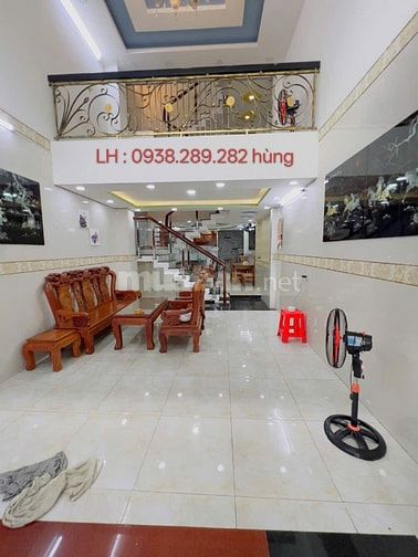 Cho thuê nhà mới đẹp 4 x16 đúc 3 lầu hẻm xe hơi 1/ phạm văn chiêu p16 