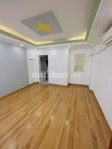 Cho thuê nhà mới đẹp 4 x16 đúc 3 lầu hẻm xe hơi 1/ phạm văn chiêu p16 