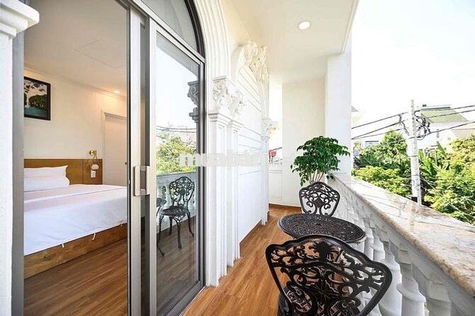 tuyển dọn phòng khách sạn quận bình tân