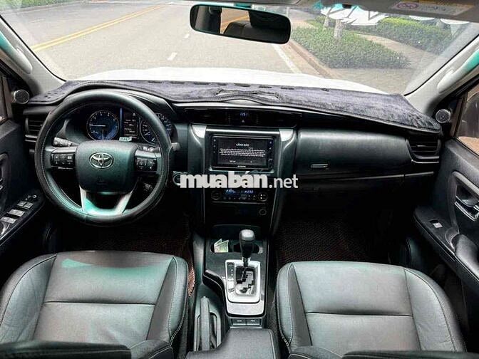 Toyota Fortuner 2025 2.4AT Trắng 1 Cầu Máy Dầu