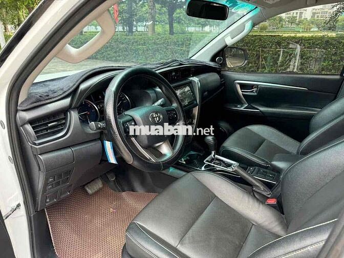 Toyota Fortuner 2025 2.4AT Trắng 1 Cầu Máy Dầu
