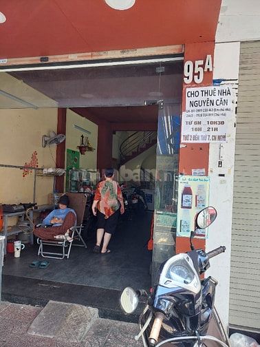 Cho thuê nhà nguyên căn 1 trệt 3 lầu 4x15 tại 95A Nguyễn Trọng Tuyển