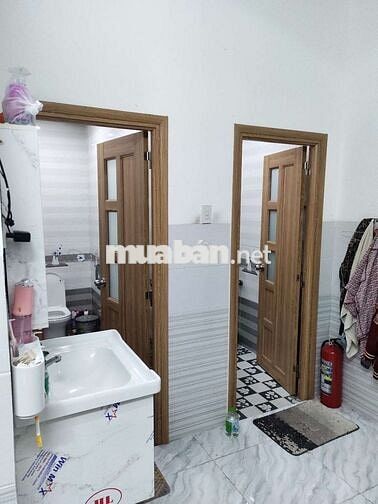 nhà trệt mới diện tích 150m lộ ôtô cập vách đai hoc fpt, giá rẻ