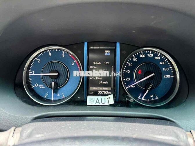 Toyota Fortuner 2025 2.4AT Trắng 1 Cầu Máy Dầu