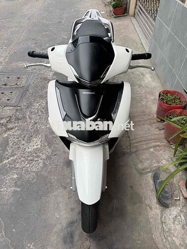 Honda SH 160 ABS 2026 Trắng 300 km