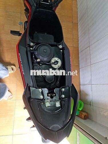 SYM Sport Rider 125 Đen đỏ