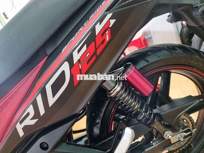 SYM Sport Rider 125 Đen đỏ