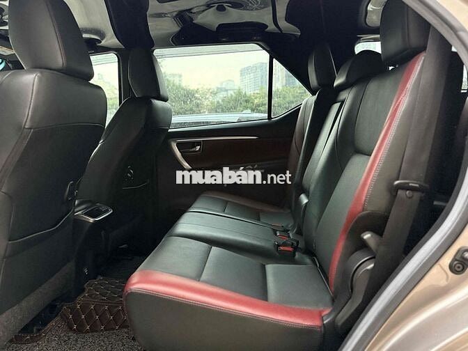 Toyota Fortuner 2022 2.4AT Legender 27.000km