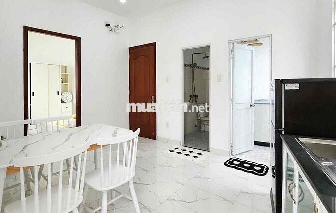 1 PN SIÊU XỊN 3 CỬA SỔ THOÁNG CÓ MÁY GIẶT RIÊNG