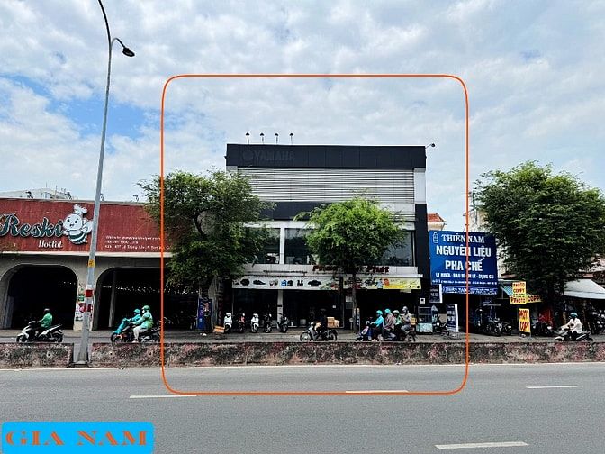 BÁN NHÀ MẶT TIỀN KINH DOANH : 439 LÊ TRỌNG TẤN - P. SƠN KỲ - Q.TÂN PHÚ