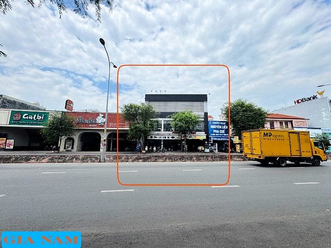 BÁN NHÀ MẶT TIỀN KINH DOANH : 439 LÊ TRỌNG TẤN - P. SƠN KỲ - Q.TÂN PHÚ