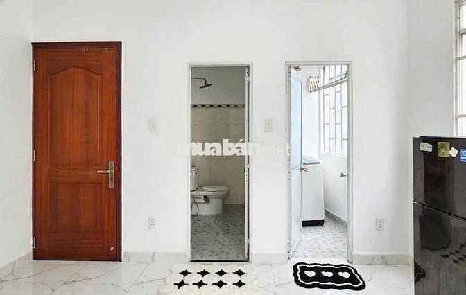 1 PN SIÊU XỊN 3 CỬA SỔ THOÁNG CÓ MÁY GIẶT RIÊNG