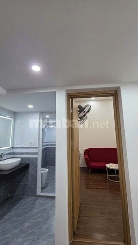 Bán nhà Đào Tấn ở và kinh doanh căn hộ khu Đại Sứ Quán Nhật Bản